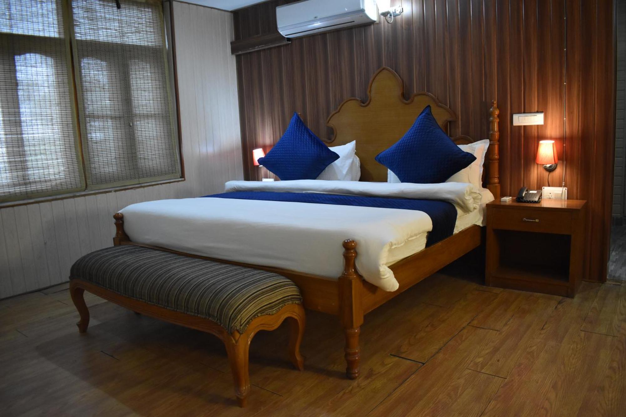 Hotel Padmini Palace Rani Pokhri Ngoại thất bức ảnh