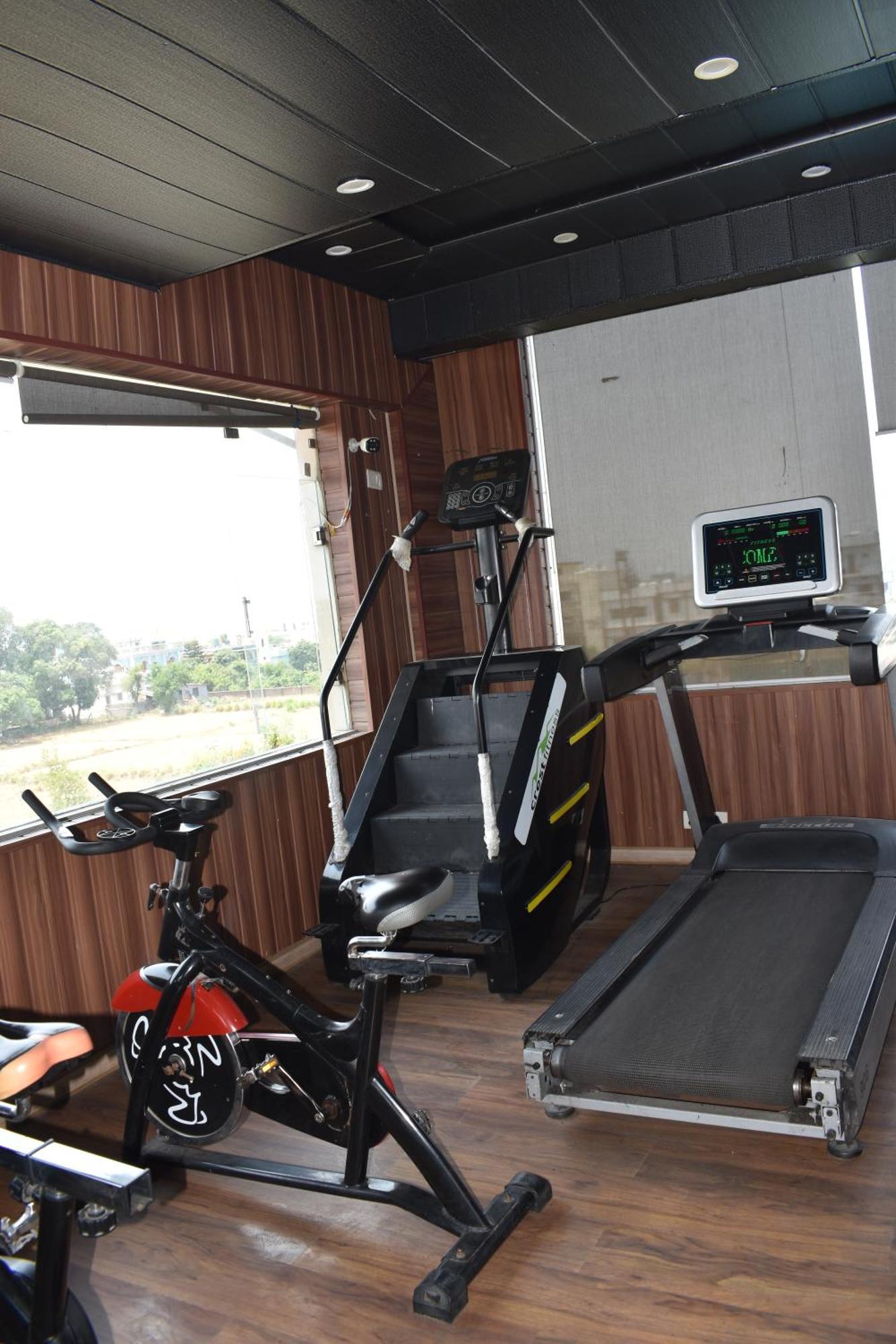 Hotel Padmini Palace Rani Pokhri Ngoại thất bức ảnh