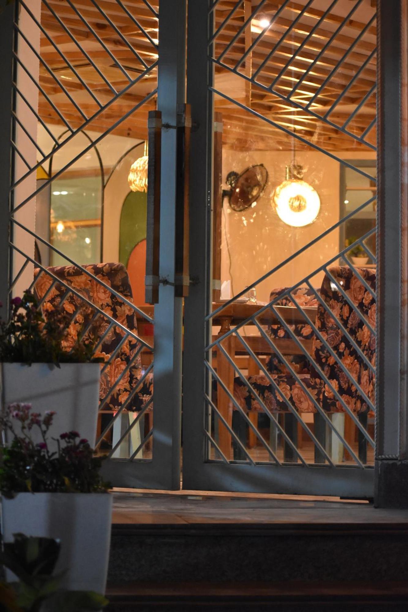 Hotel Padmini Palace Rani Pokhri Ngoại thất bức ảnh